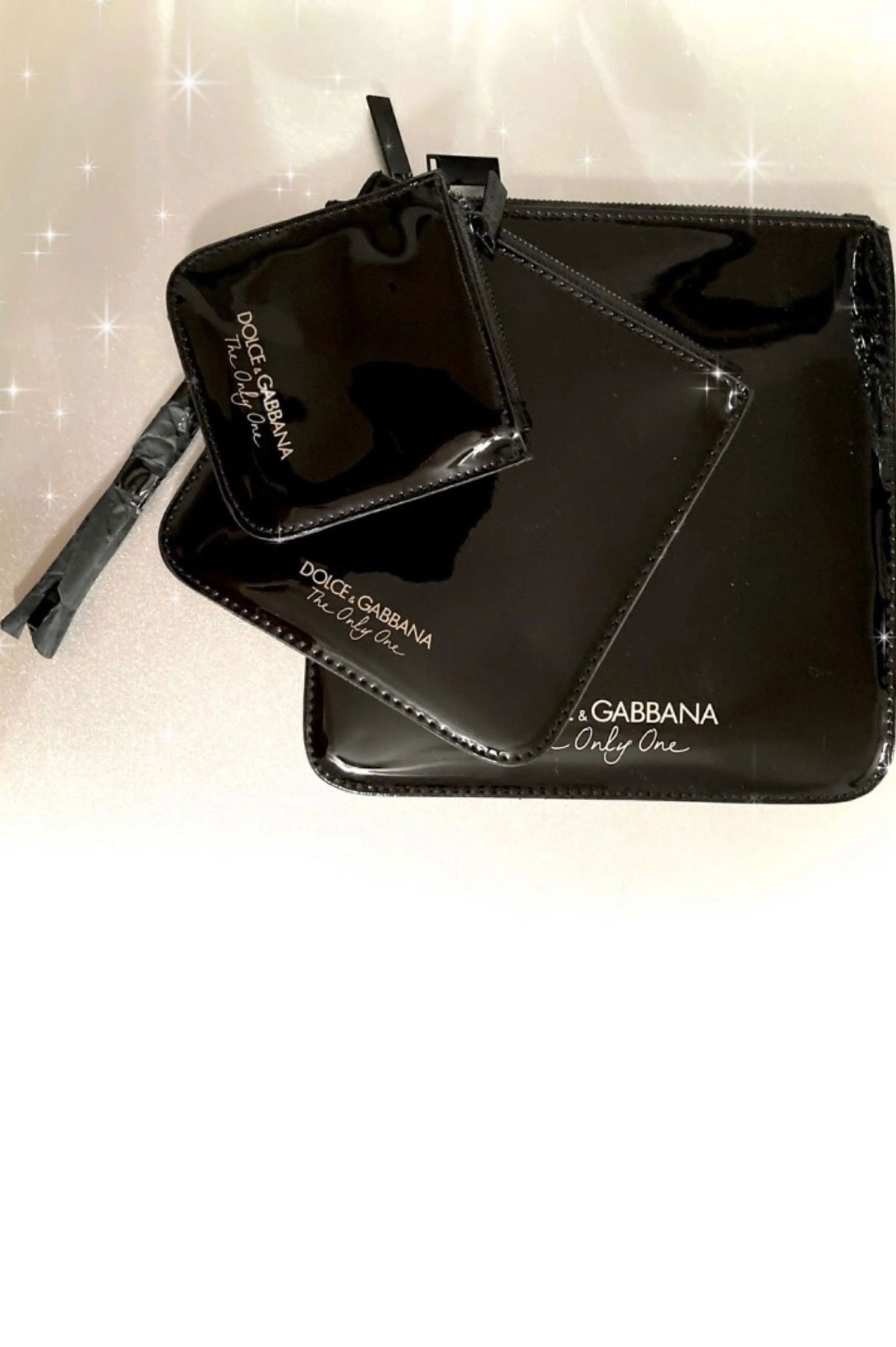 DOLCE & GABBANA MAKEUP POUCH SET